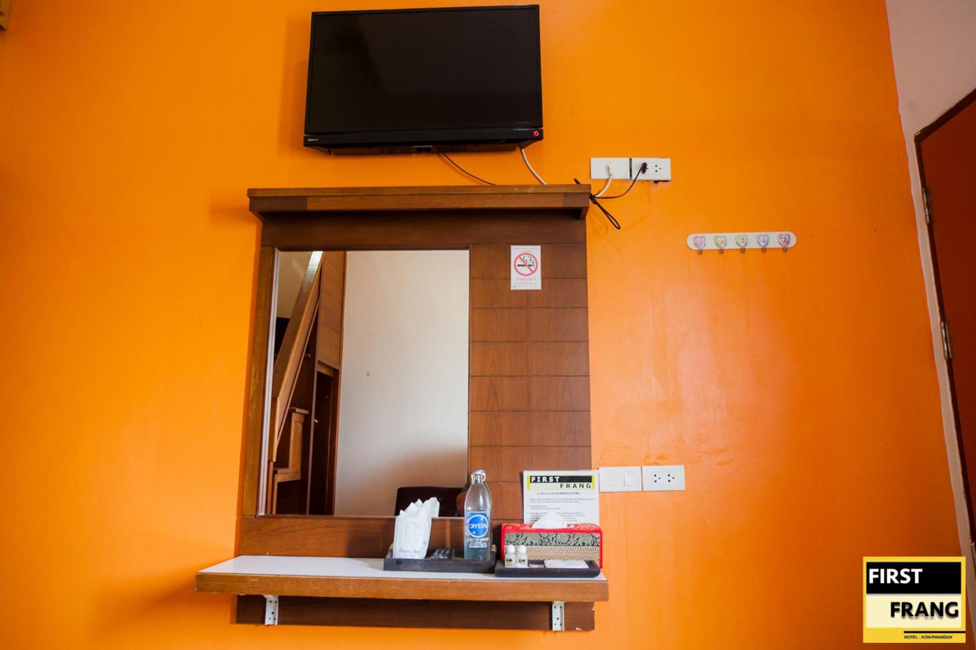 First And Frang Hotel - Koh Phangan Thongsala Εξωτερικό φωτογραφία